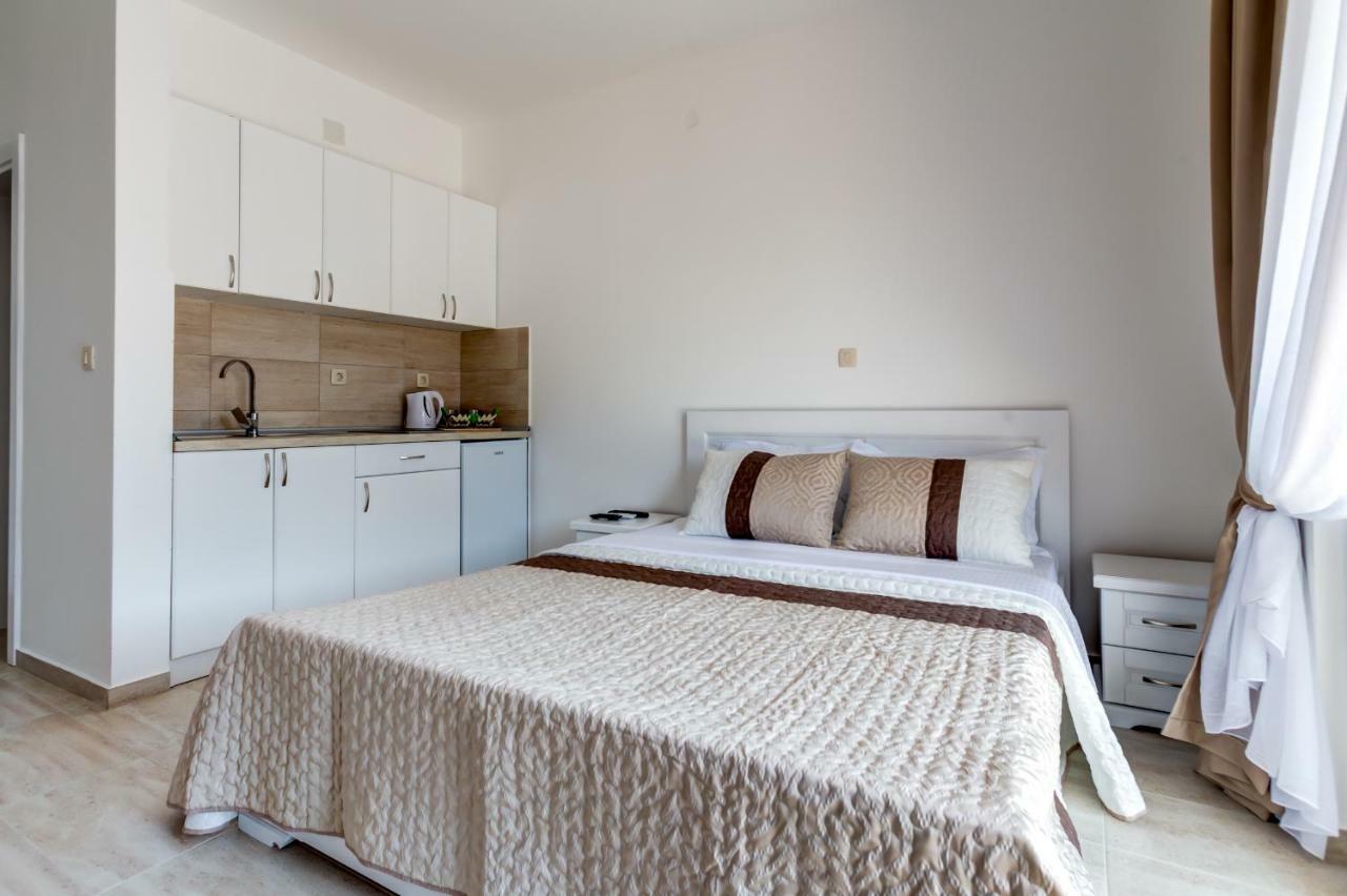 Villa San Apartments 티바트 외부 사진